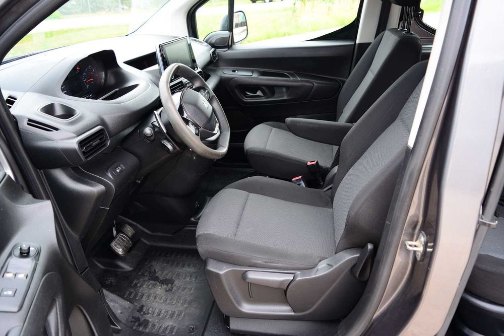 Peugeot Partner, 1.5 Diesel, automat, Crew Cab