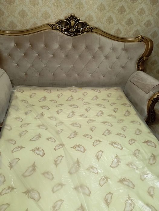 Раздвижной диван и кресло