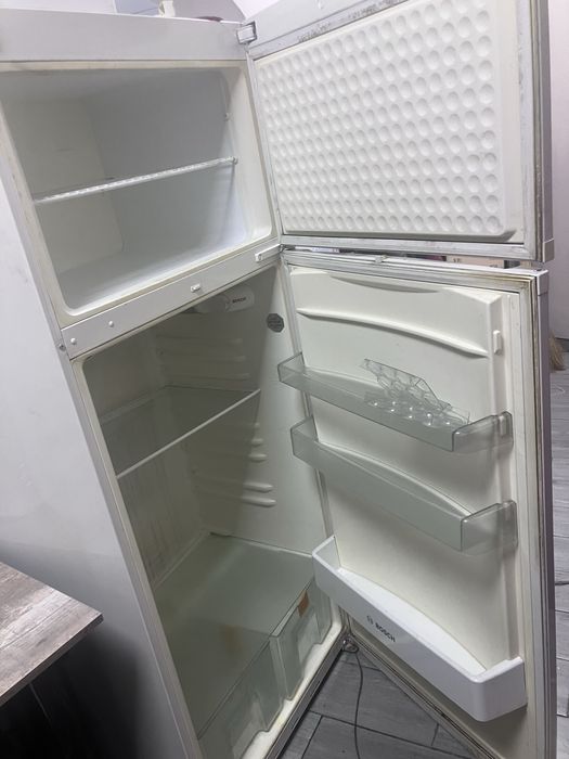 Продам Б/У холодильник в хорошем состоянии