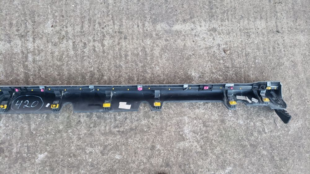 Десен праг Hyundai Sonata