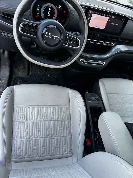 FIAT 500e 2023 — imagine 4