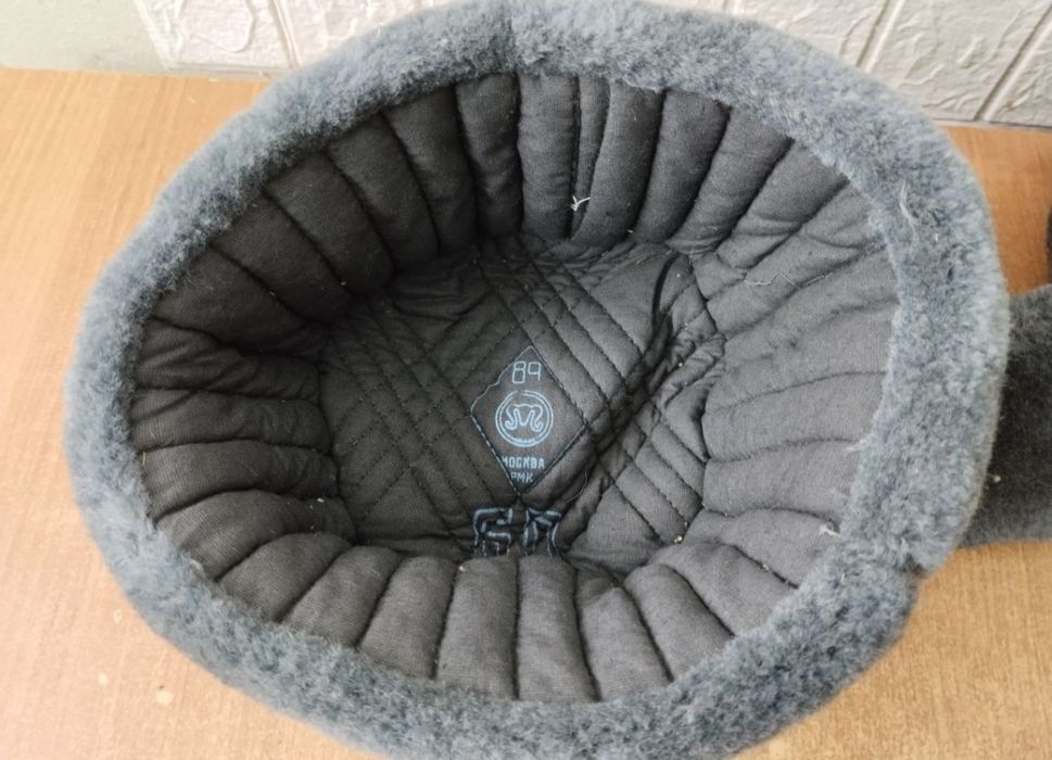 Шапки ушанки, новые СССР.