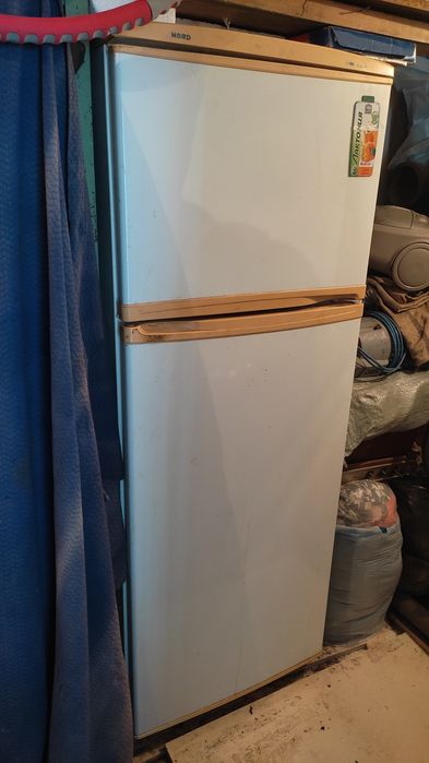 Холодильник б/у, рабочий
