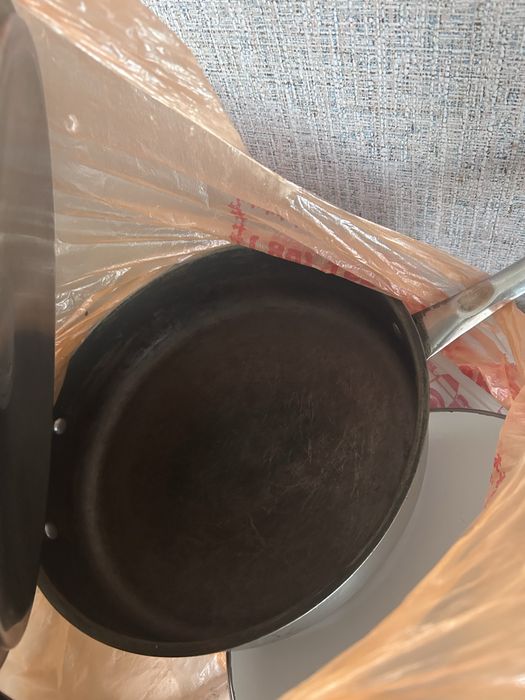 Продам посуду кастрюли