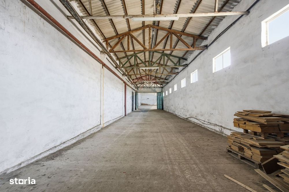 Teren Industrial / Hale de Vânzare 4.1 Ha - Zona industrială - Hârlău