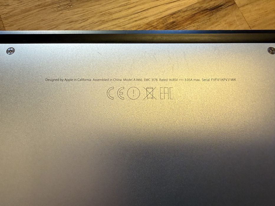 Vand Macbook Air 13” intel core i5