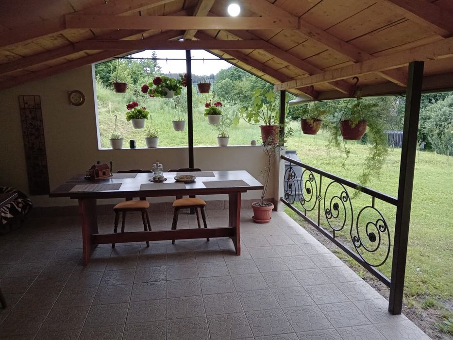 Vand casa in Slatioara  com Rasca  Suceava