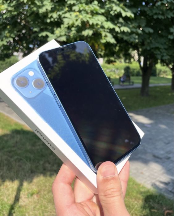 Айфон 13 128гб синии цвете