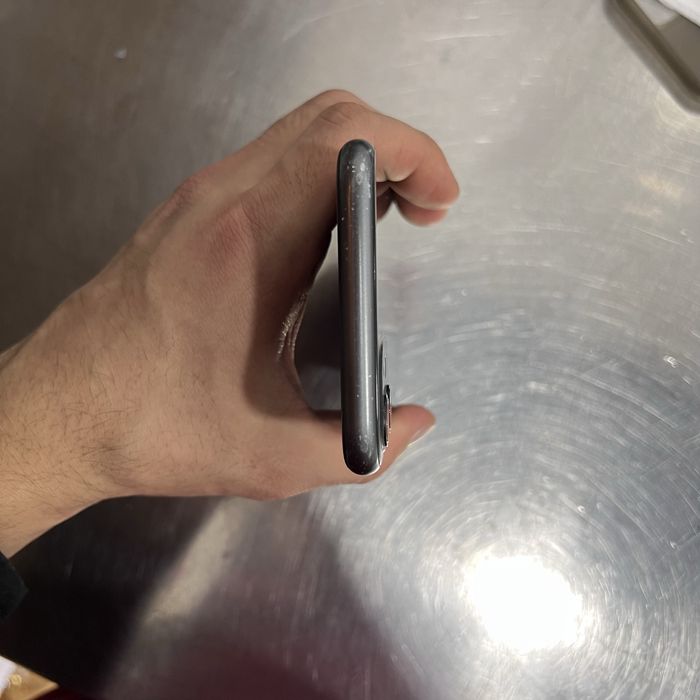 Iphone 11    2 500 000