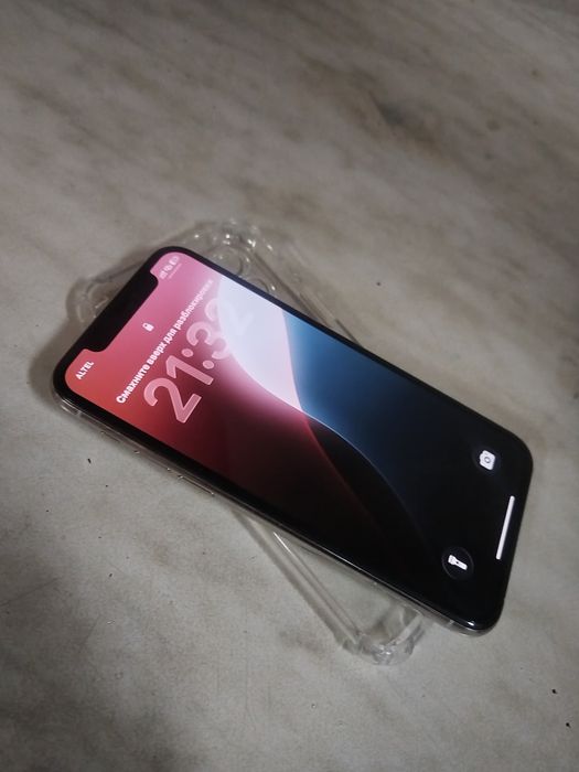Айфон 11 pro 64 гб,