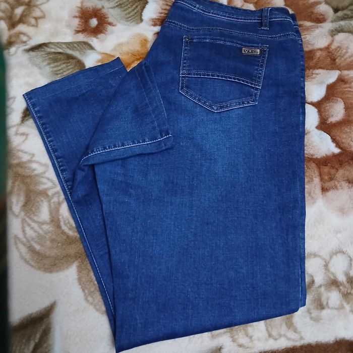 Джинсы     .        .