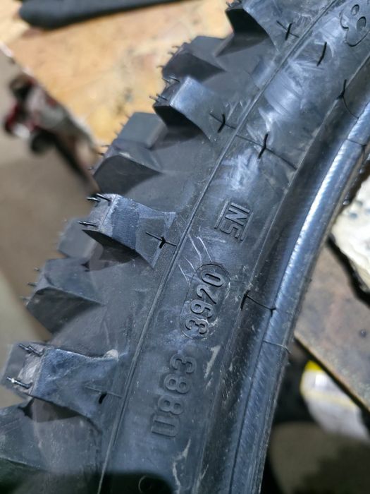 2 bucati 80 100 21 Pirelli Scorpion MidSoft  (90 90 21 )