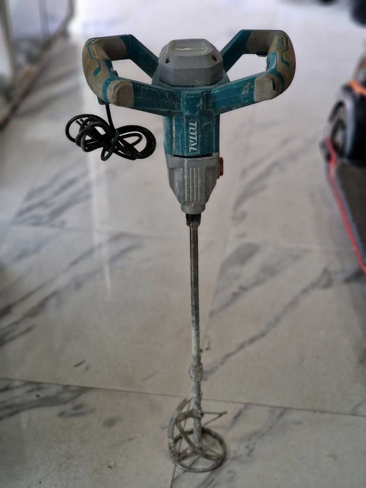 Миксер за строителни смеси TOTAL Industrial, 1400 W