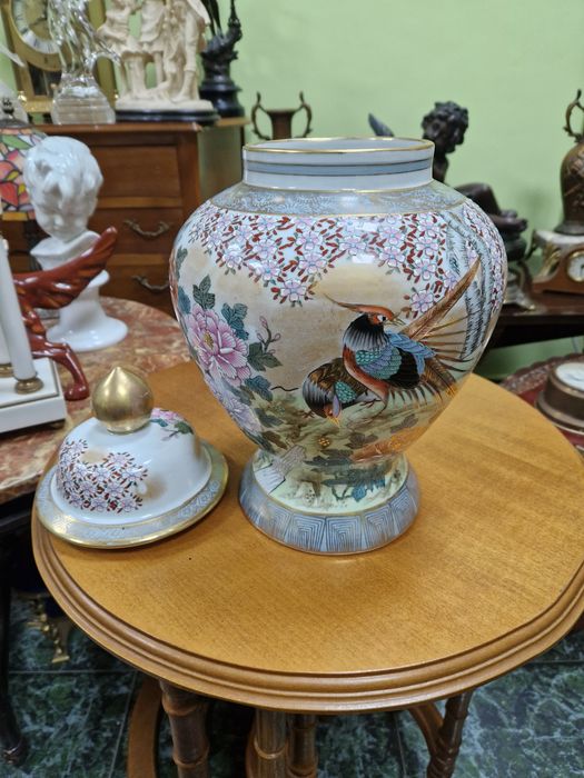 Антикварен колекционерски порцеланов буркан Satsuma