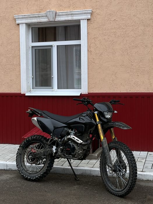 Эндуро 300 кубов, в отличном состоянии