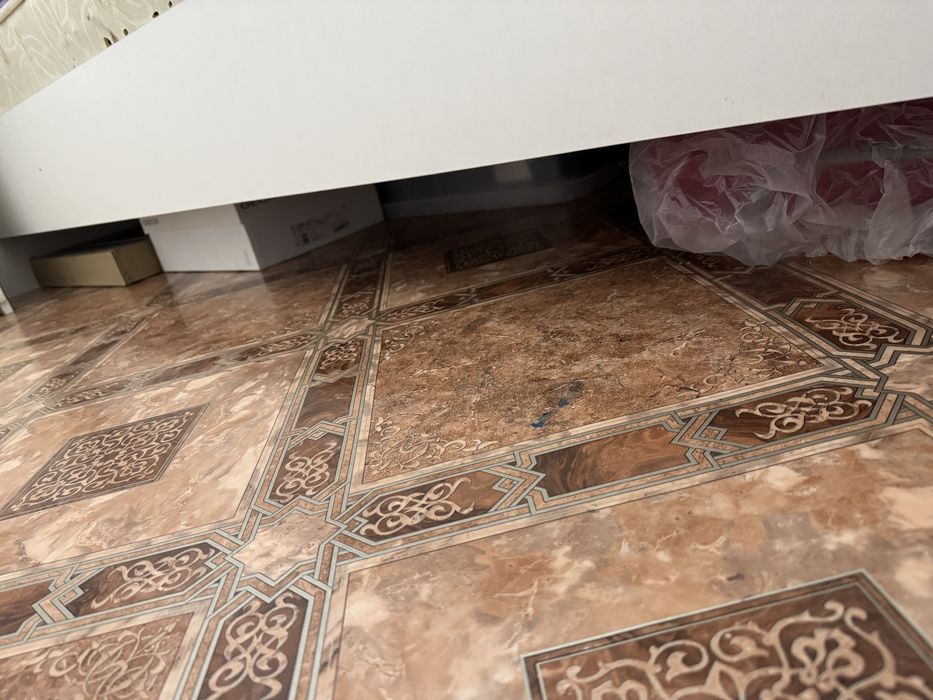 Спальная кровать