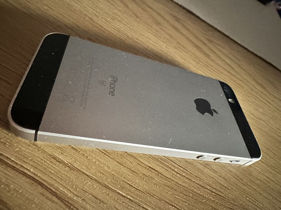 iPhone SE Space Gray 16GB A1723 / baterie originala 92%