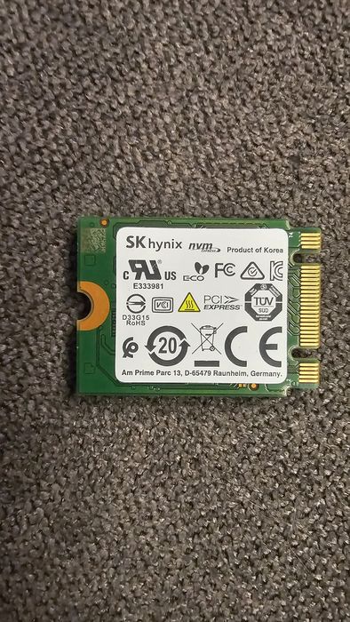 Продавам SSD NVM SATA 256gb