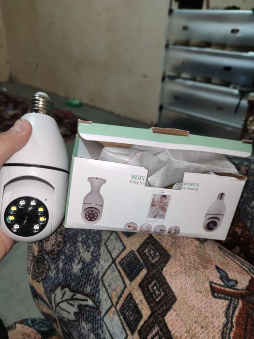 Kamera wifi bilan ishlaydi