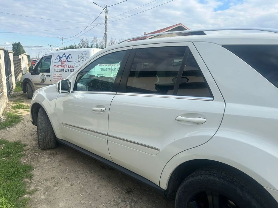 Vând mercedes ml 350