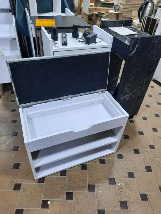 Обувной шкафчик от производителя . Есть в наличии.