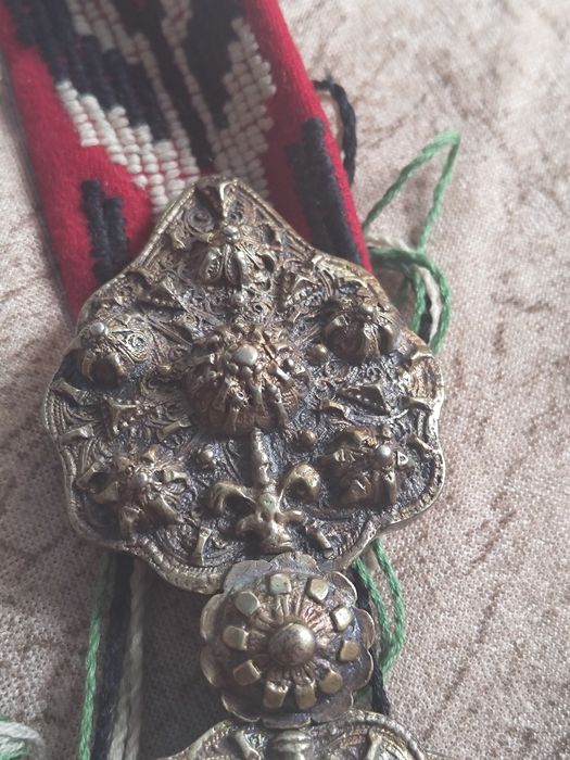 Пафти със колан  сребърни -(сачан))