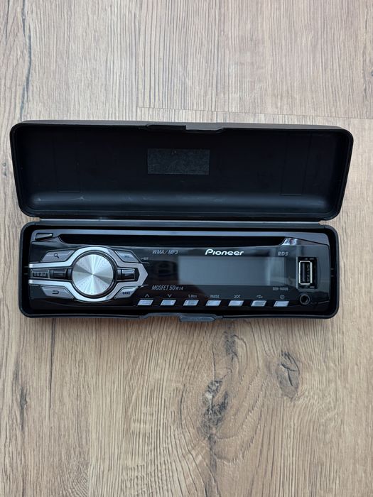 Fata detasabila Pioneer DEH-140UB (USB / AUX / MP3) + Cutie protectie