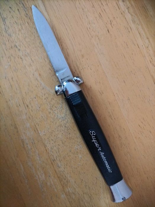 Cutite, corn cerb, vanatoare, simple, facute la Combinatul Hunedoara