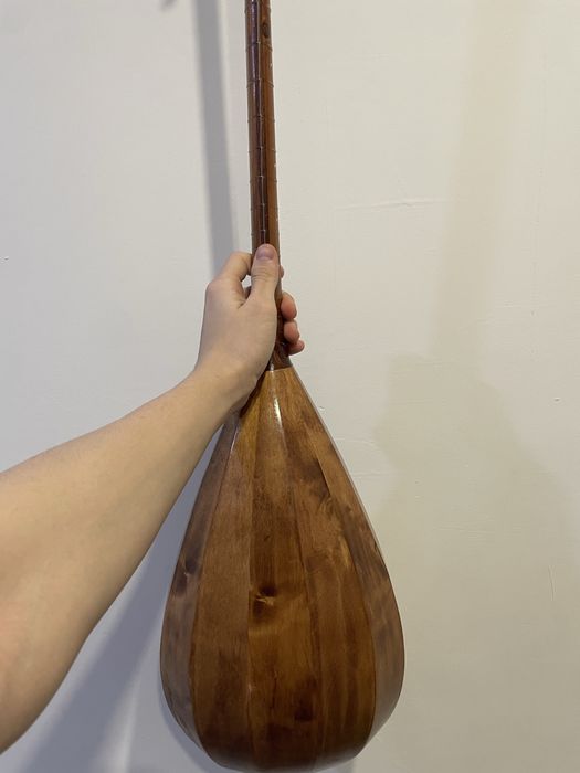 Домбыра срочно ручная работа