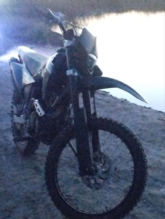 эндуро 250 черный