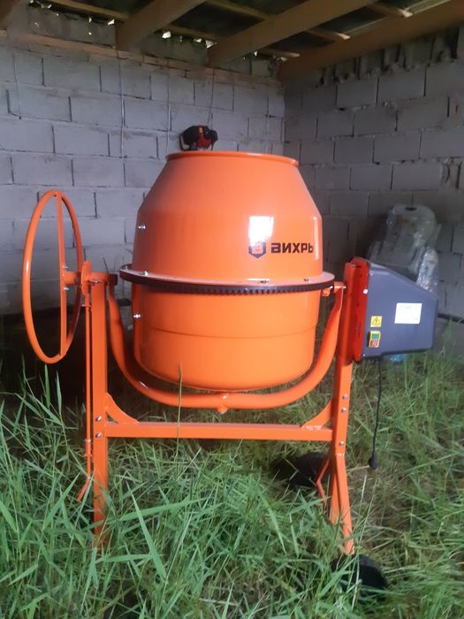 БетоныйМешалка БМ -200П