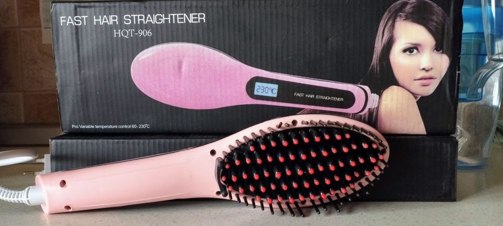 Perie electrica de îndreptat parul