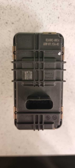 Actuator Hella 6NW011934 Garrett 826802-0034 Mercedes 1.6 CDI Original