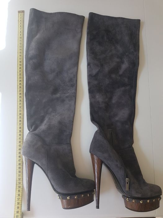 Дамски ботуши Le silla 200лв