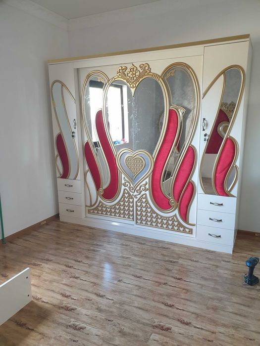 Montez mobila Campina