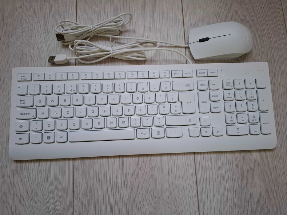 Tastaturi cu fir si mouse