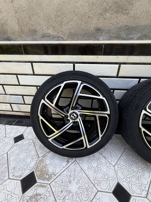 16 lik BENTLEY diska, komplekt (4 ta) holati yaxshi