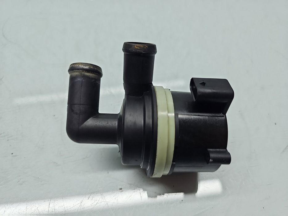 Pompa recirculare apa Volkswagen Passat CC (358) [Fabr 2012-2016] 5N09