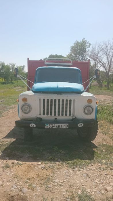 Продается грузовая машина самосвал