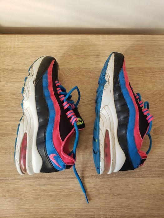 Оригинални маратонки Nike Air Max 35.5