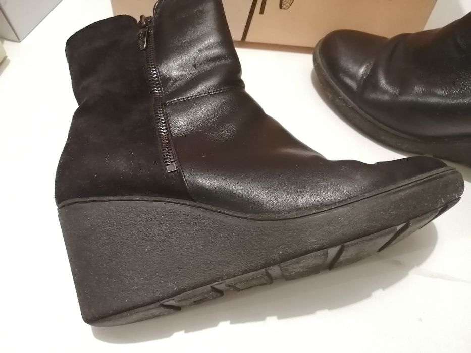 Продам натуральные зимние полусапоги
