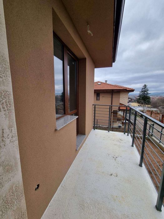 Еднофамилна къща