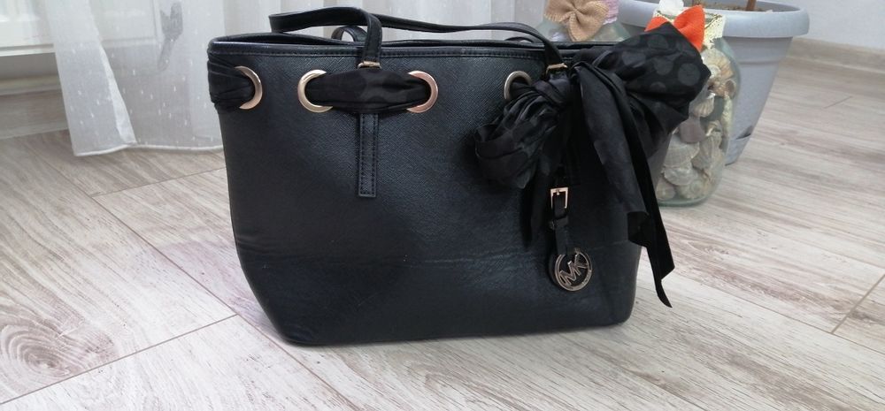 Geantă Elegantă de dama Michael Kors Est. 1981