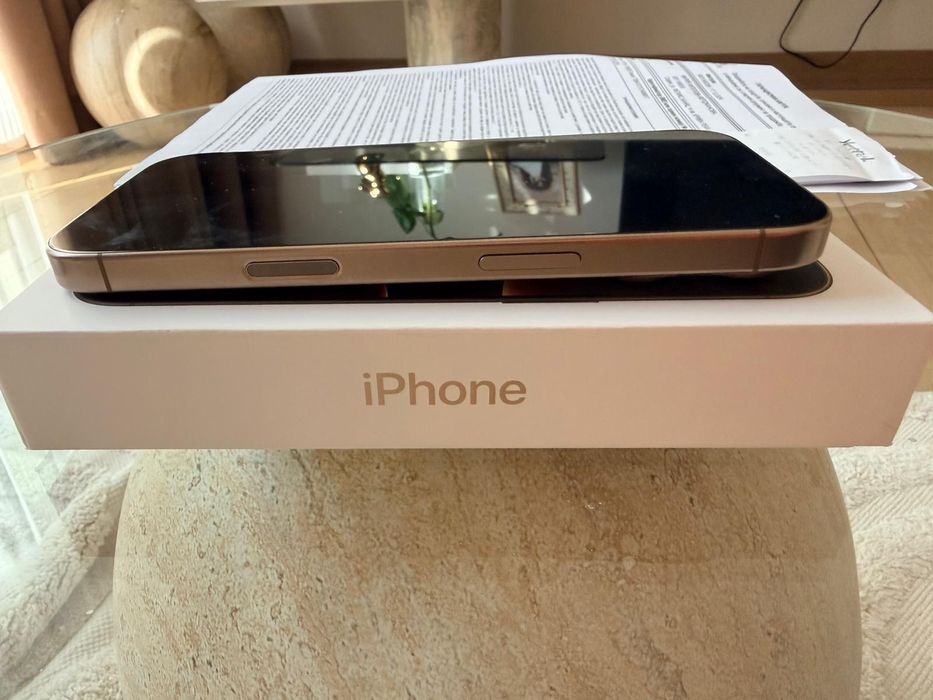 Iphone 16 pro 128 GB в гаранция