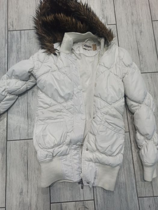 Зимно бяло яке Stradivarius, S размер