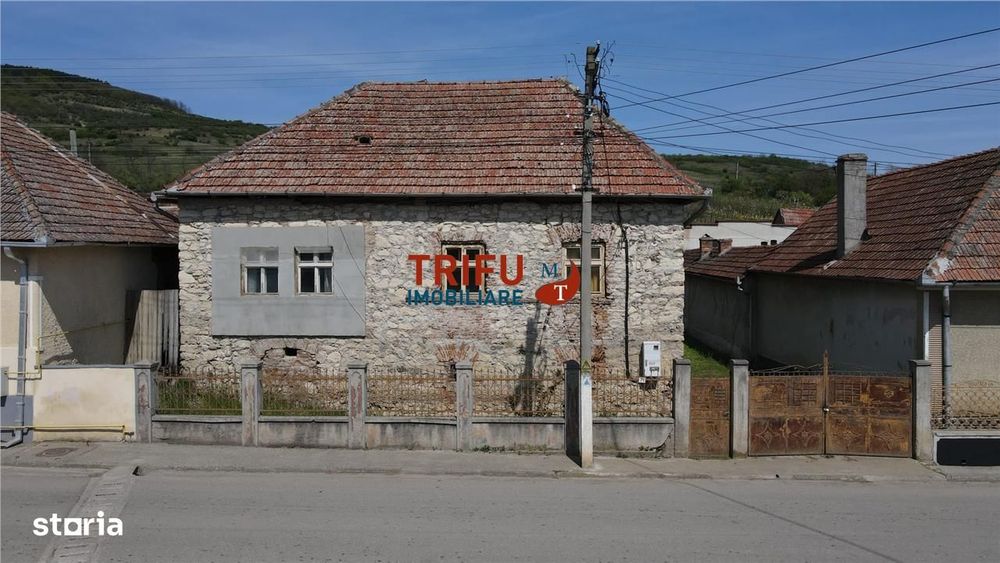 Casă autentică cu farmec transilvănean – o proprietate rară în Cricău