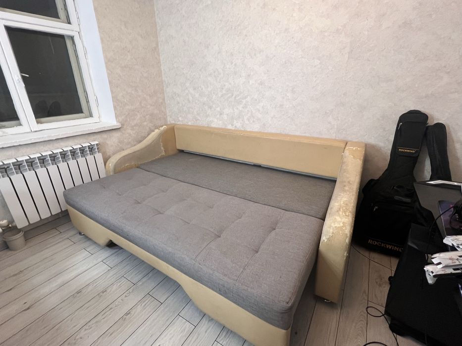 Отдам даром диван