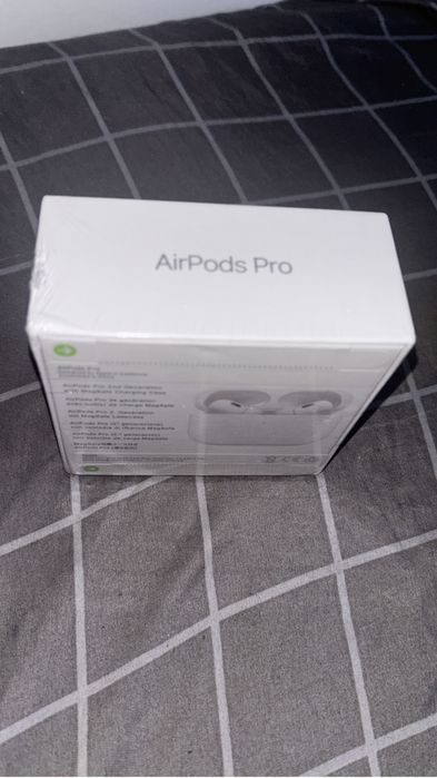 Airpods pro2 in cutie sigilate