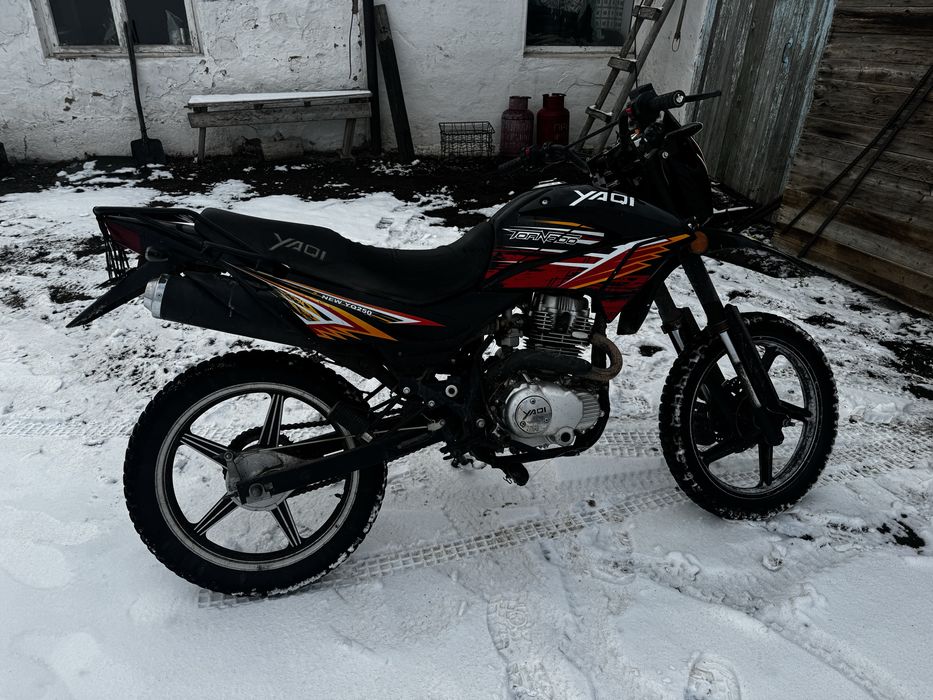 Продам мотоцикл яки