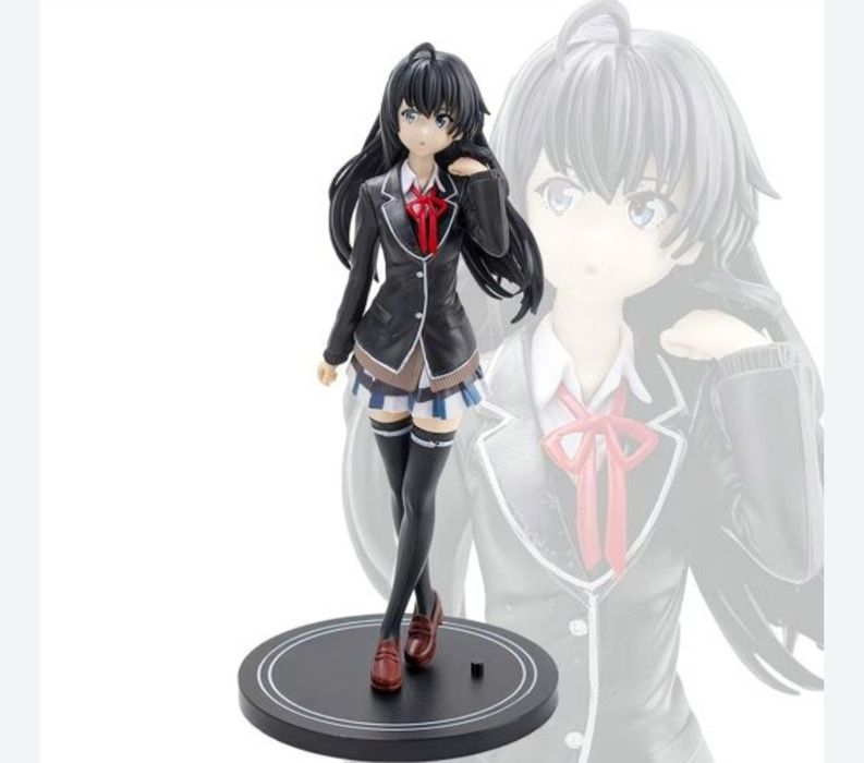 Продаю аниме фигурку